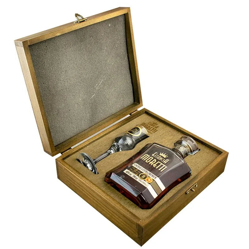 Kit Madeira Cachaça Estância Moretti c/ 1 Taça 700ml